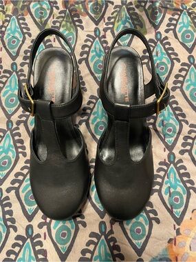 Charlotte Stone Black Leather T-Strap Slingback Clogs with Gold Buckles NEW